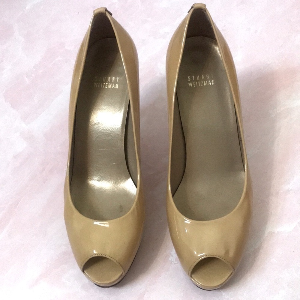 Stuart Weitzman nude patent leather platform heel 8.5M